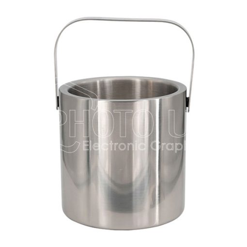 an ice bucket silvery 600 4