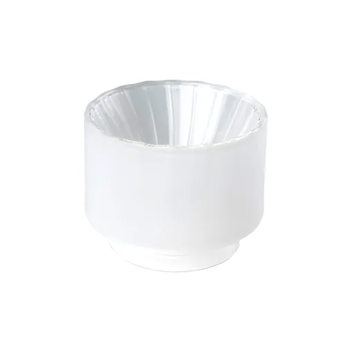 ● Integrated design prevents spills during coffee brewing.