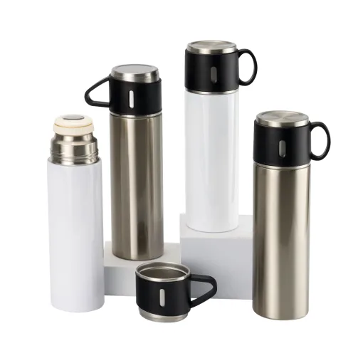 The bottle offers two color finishes: silver and white.