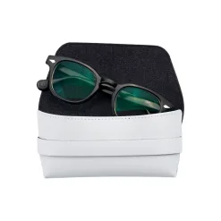 Universal size fits most prescription glasses, sunglasses, or reading glasses.